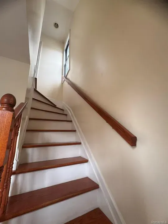 4 Bed 2 Bath Multi-Unit Residential Property in Queens, NY - 5