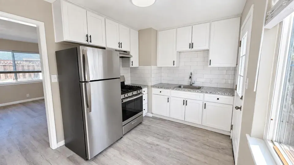 4 Bed 2 Bath Multi-Unit Residential Property in San Jose, CA - 5