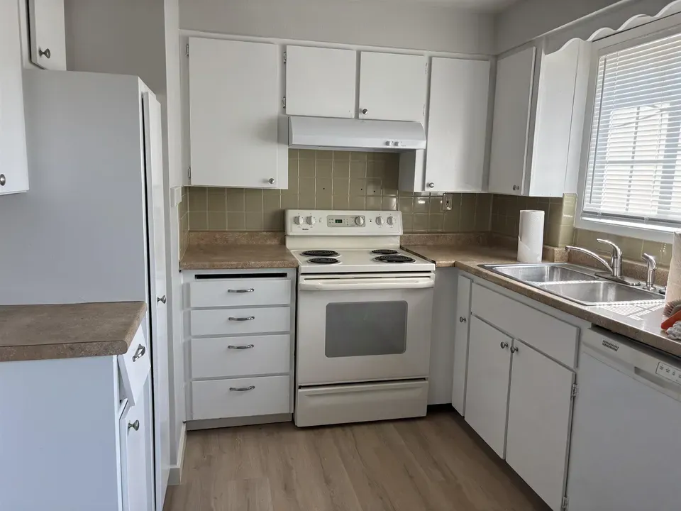 4 Bed 2 Bath Multi-Unit Residential Property in Spokane, WA - 4