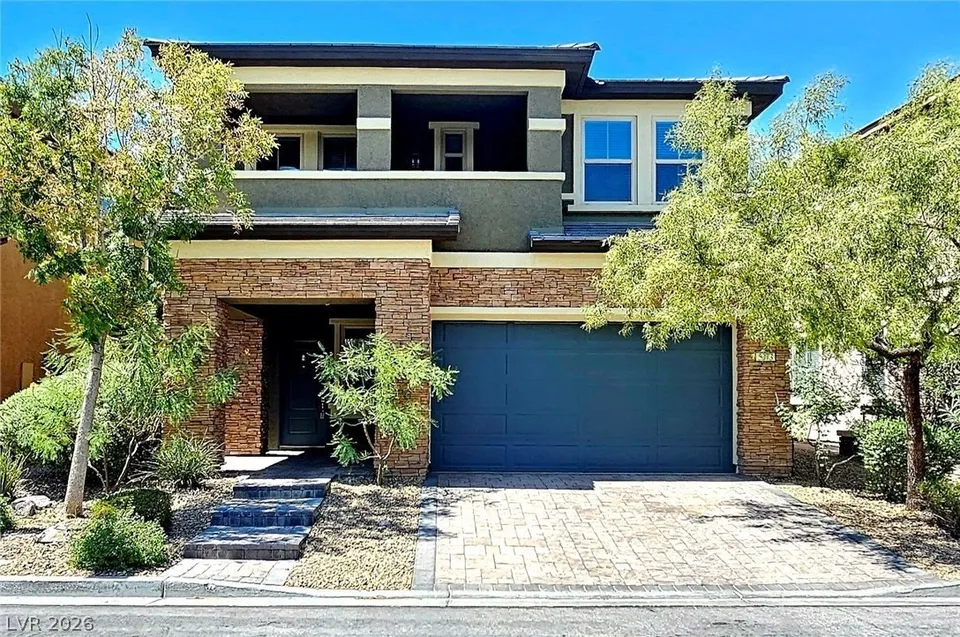 4 Bed 2 Bath Traditional Craftsman in Las Vegas, NV