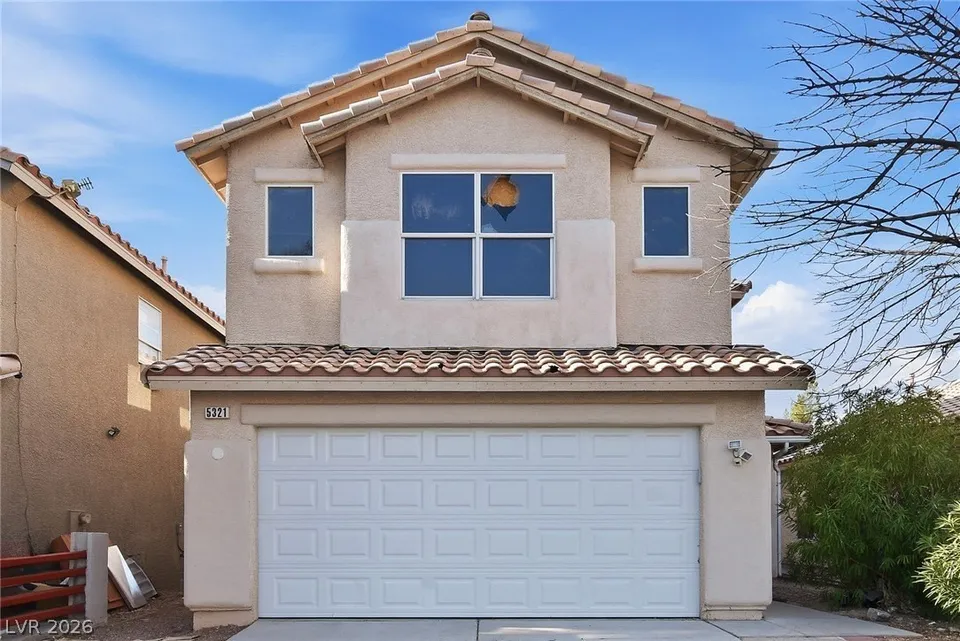 4 Bed 2 Bath Traditional Craftsman in Las Vegas, NV