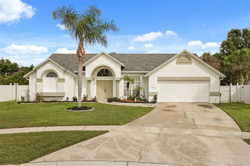 4 Bed 2 Bath Traditional Craftsman in Orlando, FL