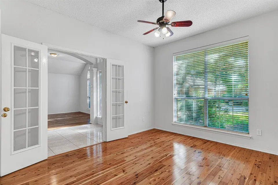 4 Bed 2 Bath Traditional Suburban Family Home in Allen, TX - 5