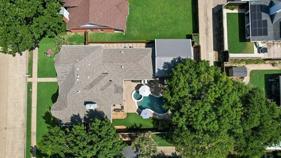 4 Bed 2 Bath Traditional Suburban Family Home in Allen, TX - 2