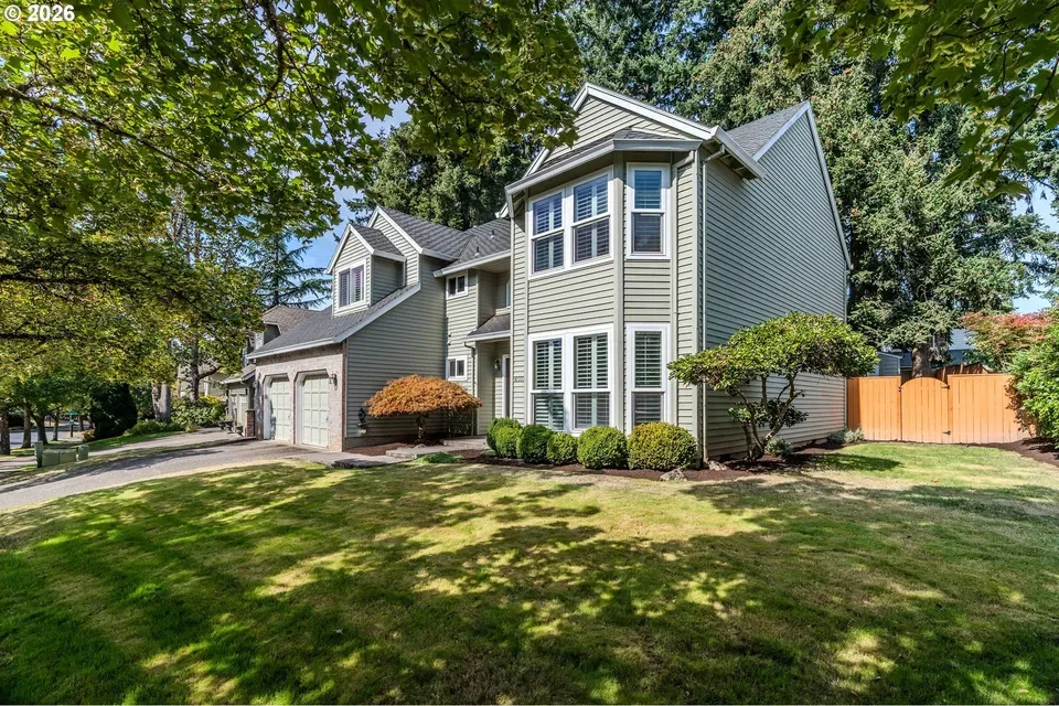 4 Bed 2 Bath Traditional Suburban Family Home in Beaverton, OR - 1