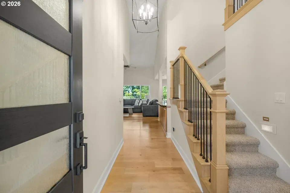 4 Bed 2 Bath Traditional Suburban Family Home in Beaverton, OR - 2