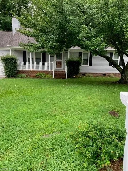 4 Bed 2 Bath Traditional Suburban Family Home in Chesapeake, VA - 1