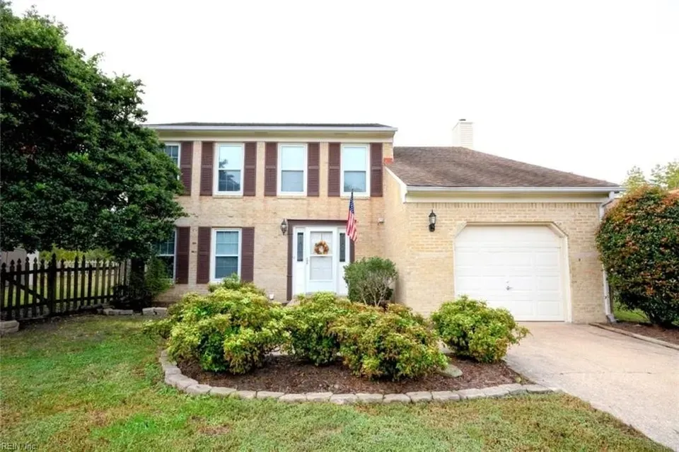 4 Bed 2 Bath Traditional Suburban Family Home in Chesapeake, VA