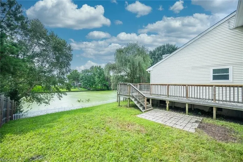 4 Bed 2 Bath Traditional Suburban Family Home in Chesapeake, VA - 4