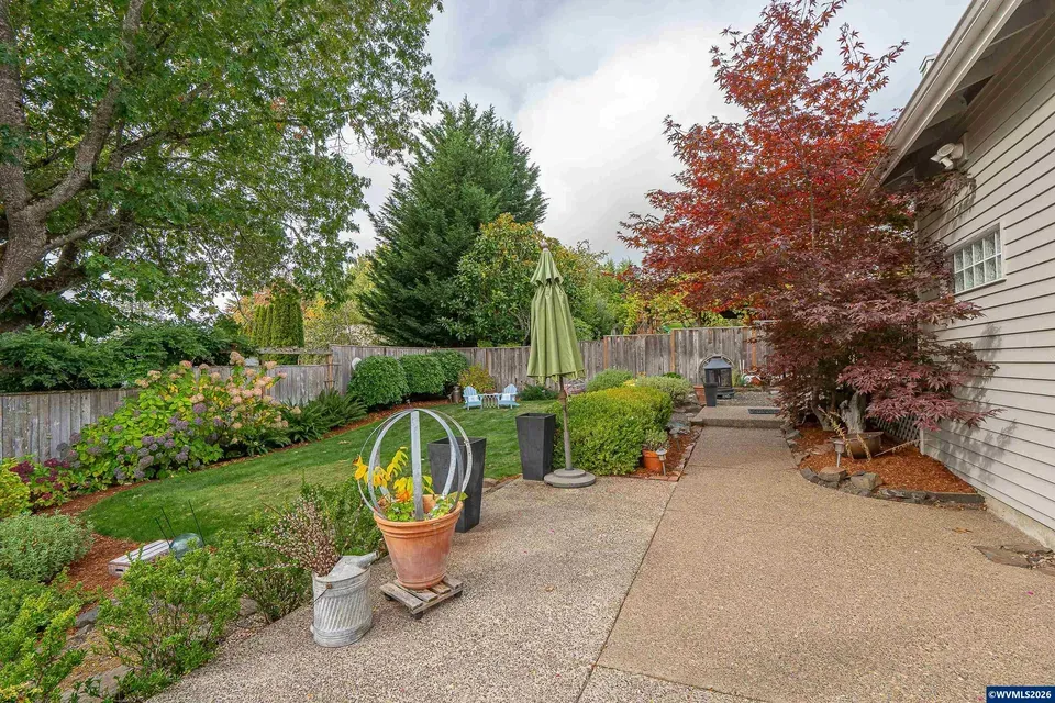 4 Bed 2 Bath Traditional Suburban Family Home in Corvallis, OR - 3