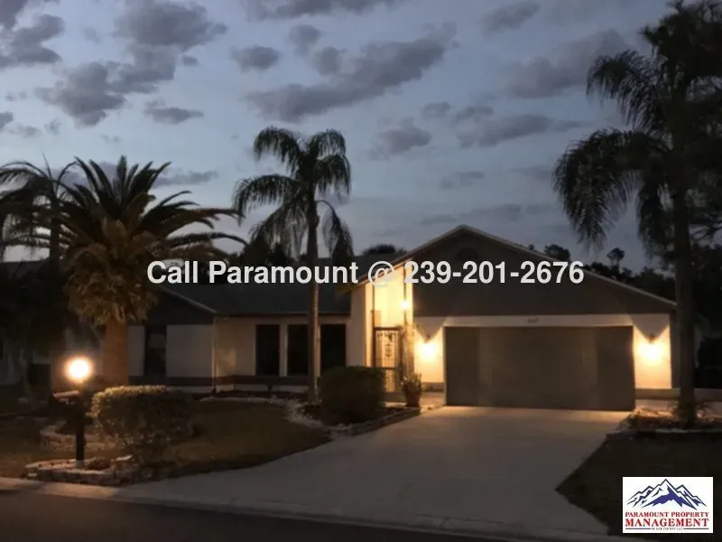 4 Bed 2 Bath Traditional Suburban Family Home in Fort Myers, FL - 2