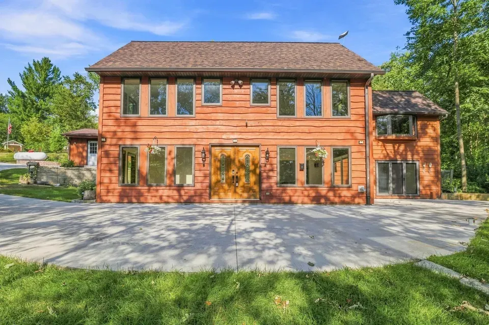 4 Bed 2 Bath Traditional Suburban Family Home in Green Bay, WI