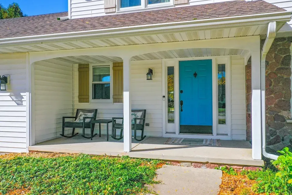 4 Bed 2 Bath Traditional Suburban Family Home in Green Bay, WI - 3