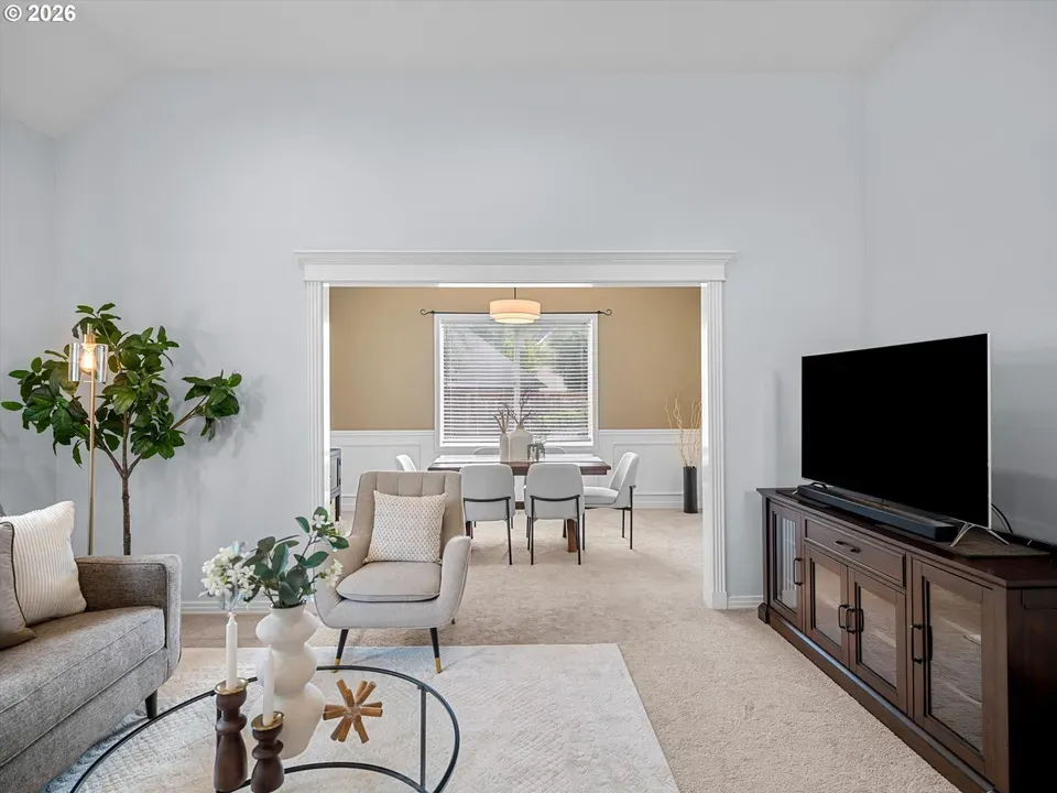 4 Bed 2 Bath Traditional Suburban Family Home in Hillsboro, OR - 5
