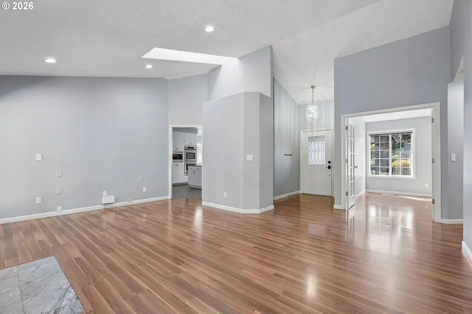 4 Bed 2 Bath Traditional Suburban Family Home in Hillsboro, OR - 5