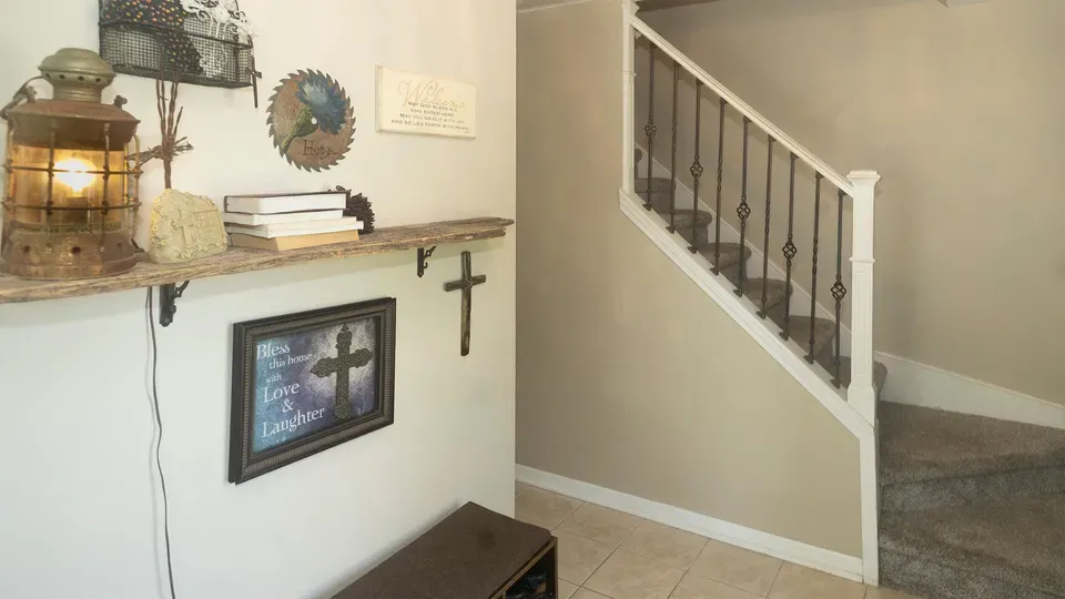 4 Bed 2 Bath Traditional Suburban Family Home in Kenosha, WI - 5