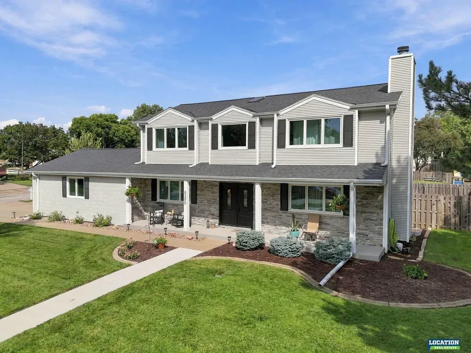 4 Bed 2 Bath Traditional Suburban Family Home in Lincoln, NE