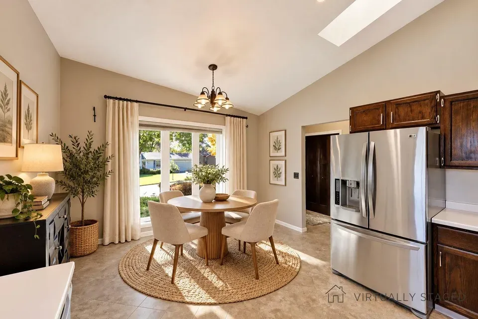 4 Bed 2 Bath Traditional Suburban Family Home in Madison, WI - 2