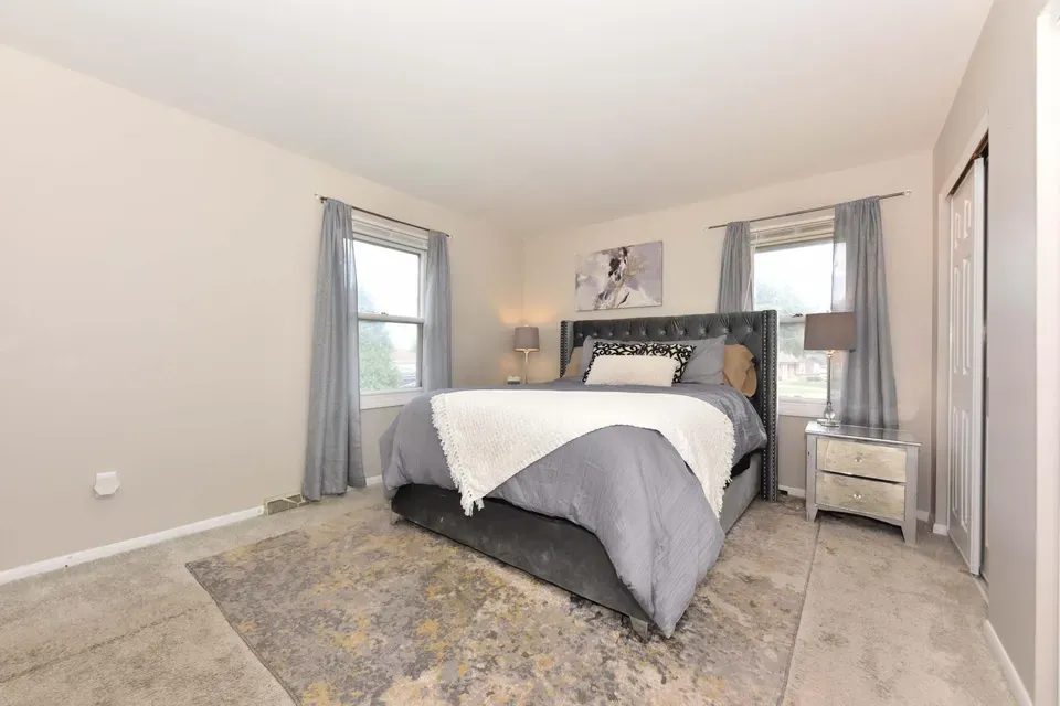 4 Bed 2 Bath Traditional Suburban Family Home in Milwaukee, WI - 4