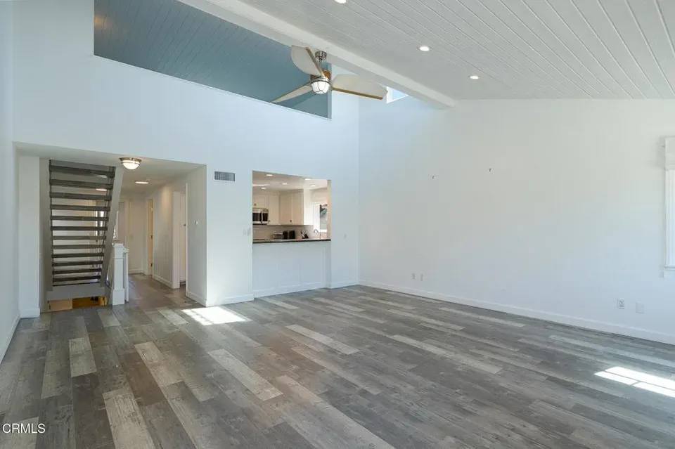 4 Bed 2 Bath Traditional Suburban Family Home in Oxnard, CA - 4
