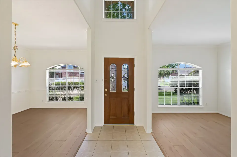 4 Bed 2 Bath Traditional Suburban Family Home in Pearland, TX - 4