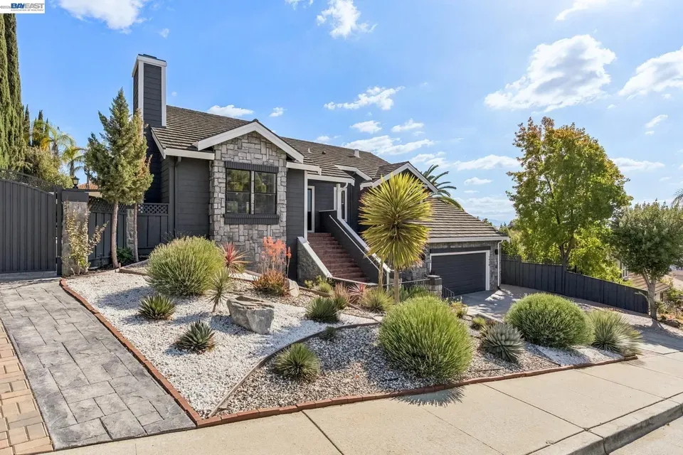 4 Bed 2 Bath Traditional Suburban Family Home in San Jose, CA - 3