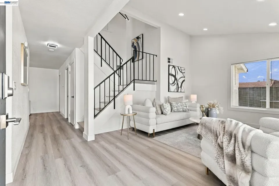 4 Bed 2 Bath Traditional Suburban Family Home in San Jose, CA - 2