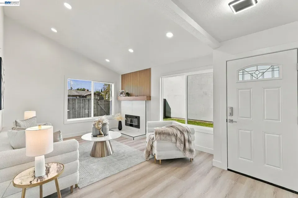 4 Bed 2 Bath Traditional Suburban Family Home in San Jose, CA - 5