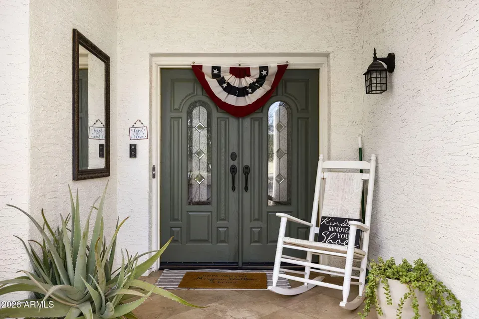 4 Bed 2 Bath Traditional Suburban Family Home in Scottsdale, AZ - 3
