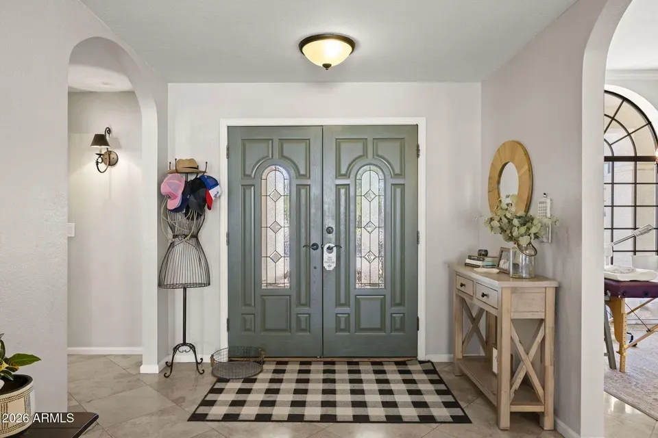 4 Bed 2 Bath Traditional Suburban Family Home in Scottsdale, AZ - 4