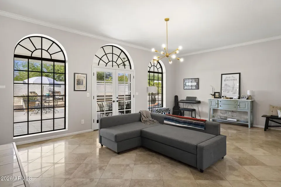 4 Bed 2 Bath Traditional Suburban Family Home in Scottsdale, AZ - 5