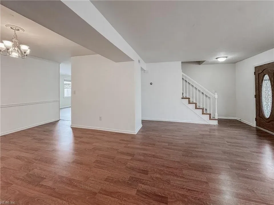 4 Bed 2 Bath Traditional Suburban Family Home in Virginia Beach, VA - 5