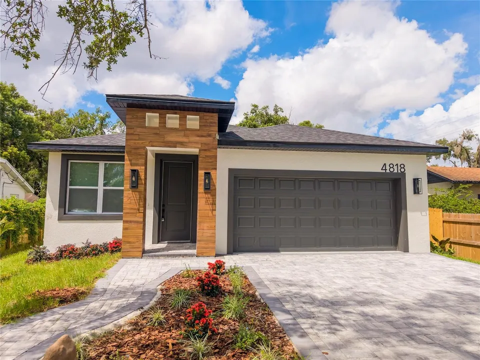 4 Bed 2 Bath Mid-Century Modern in Orlando, FL