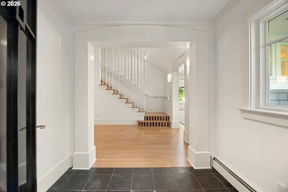 Interior view 2