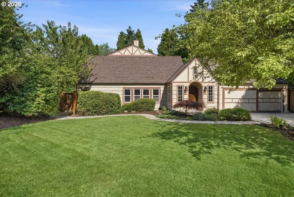 4 Bed 3 Bath Classic Historic Era Home in Beaverton, OR - 1