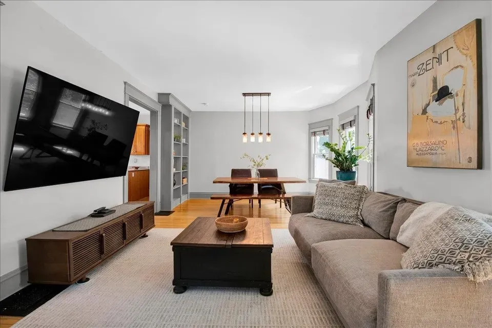 4 Bed 3 Bath Classic Historic Era Home in Burlington, VT - 5