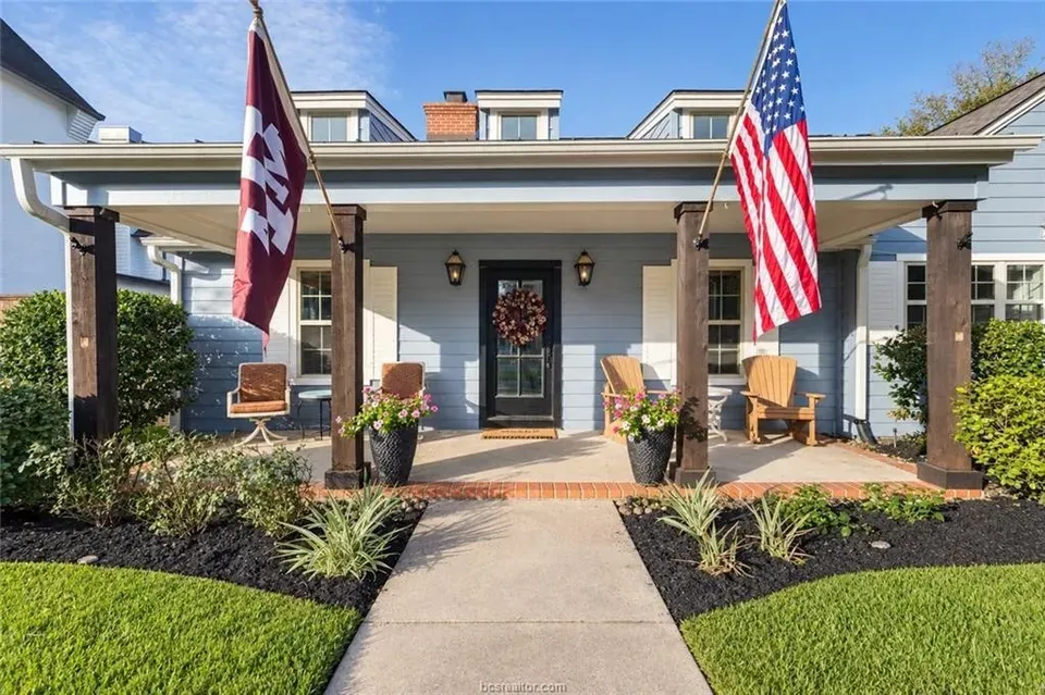 4 Bed 3 Bath Classic Historic Era Home in College Station, TX