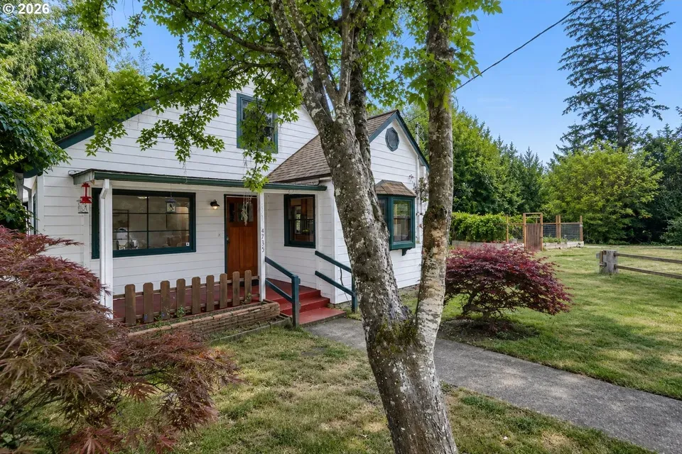 4 Bed 3 Bath Classic Historic Era Home in Hillsboro, OR - 5