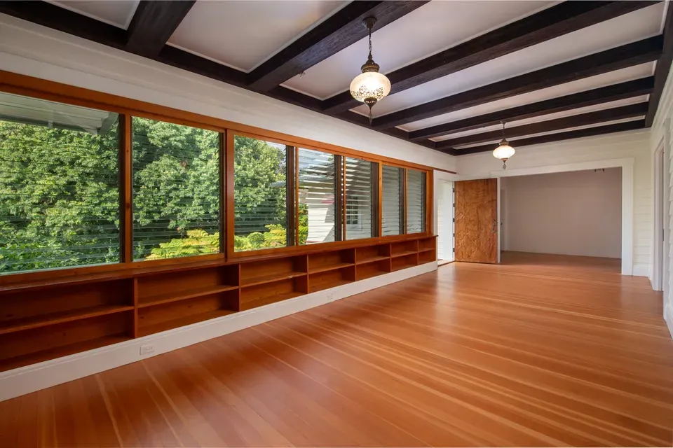 4 Bed 3 Bath Classic Historic Era Home in Hilo, HI - 4