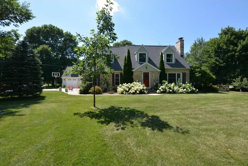 4 Bed 3 Bath Classic Historic Era Home in Madison, WI