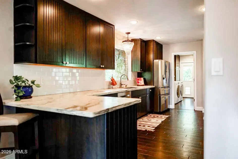 4 Bed 3 Bath Classic Historic Era Home in Phoenix, AZ - 4