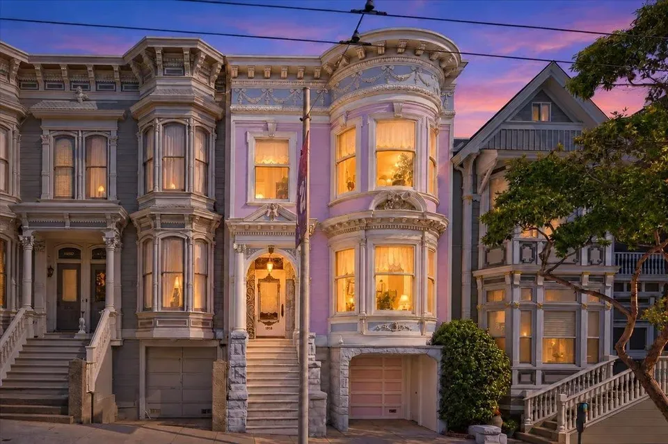 4 Bed 3 Bath Classic Historic Era Home in San Francisco, CA - 2