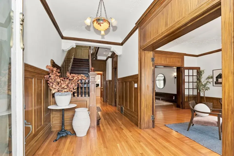4 Bed 3 Bath Classic Historic Era Home in San Francisco, CA - 3
