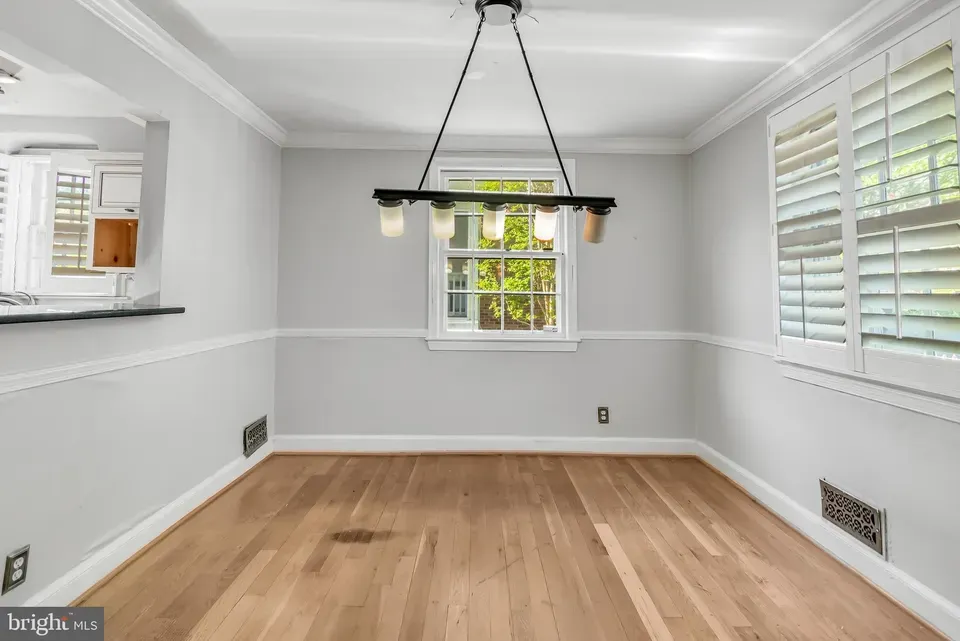4 Bed 3 Bath Classic Historic Era Home in Washington, DC - 4