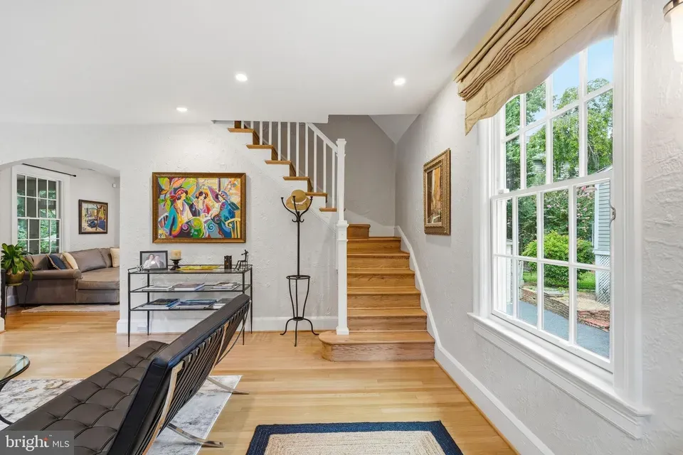 4 Bed 3 Bath Classic Historic Era Home in Washington, DC - 3