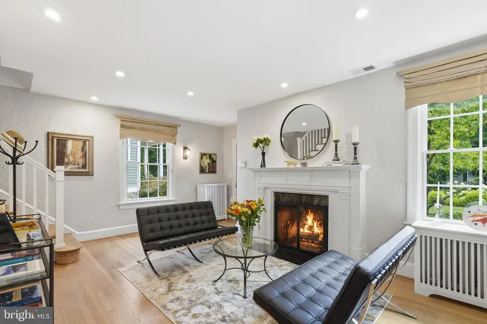 4 Bed 3 Bath Classic Historic Era Home in Washington, DC - 4