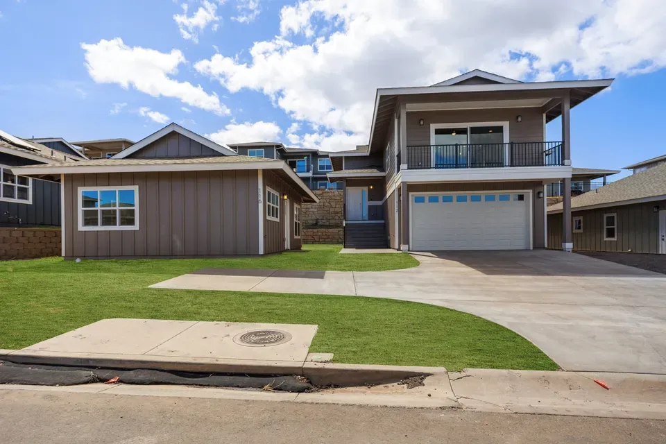 4 Bed 3 Bath Contemporary High-Rise Condo in Maui, HI