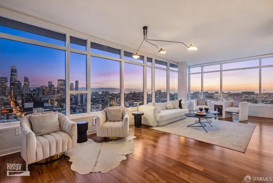 4 Bed 3 Bath Contemporary High-Rise Condo in San Francisco, CA - 1