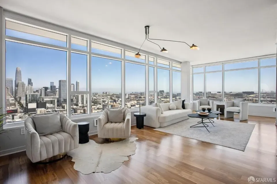 4 Bed 3 Bath Contemporary High-Rise Condo in San Francisco, CA - 5