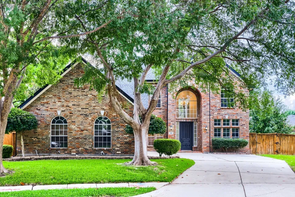4 Bed 3 Bath Established Contemporary Home in Allen, TX